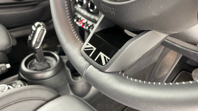 MINI Hatchback 2.0 Cooper S Exclusive 3dr Auto Petrol Hatchback